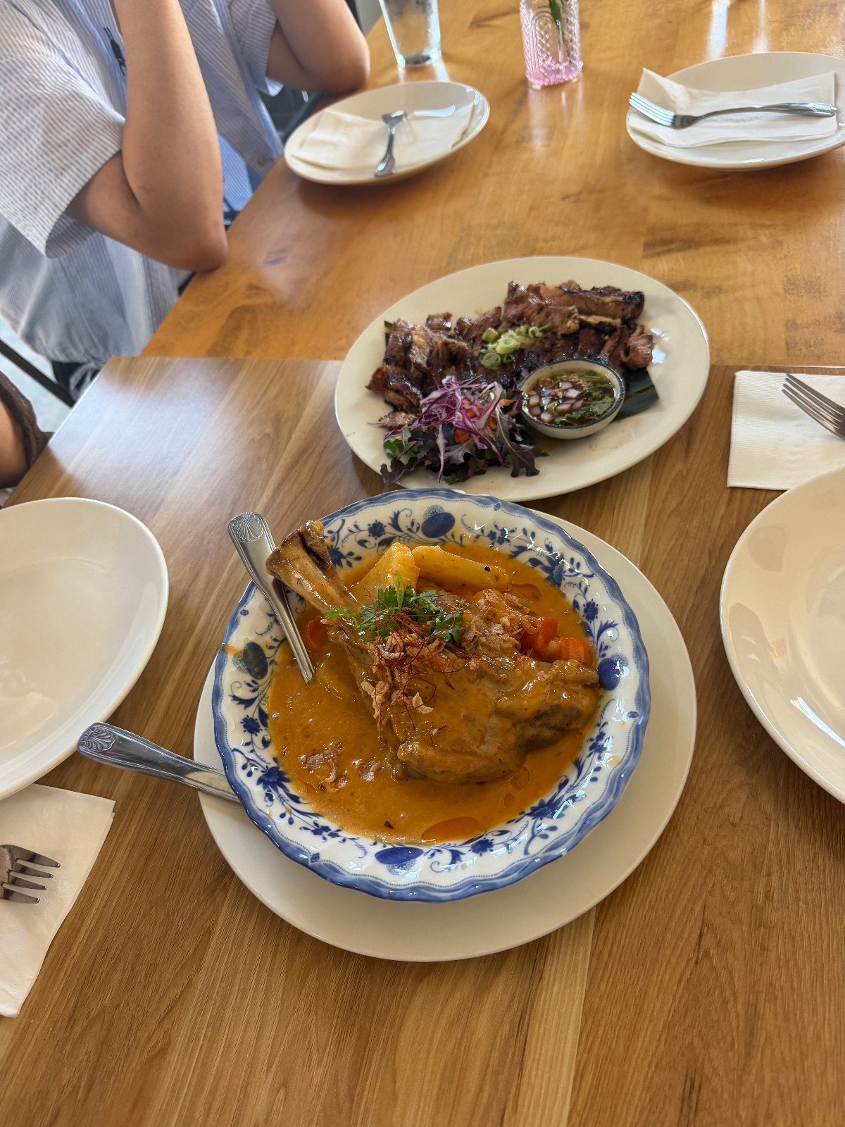 Mee Dee Thai Kitchen