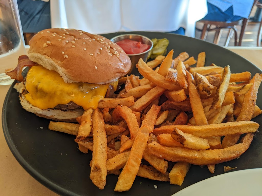 224 Boston – Italian Dining, Steaks, Seafood & Sunday Brunch
