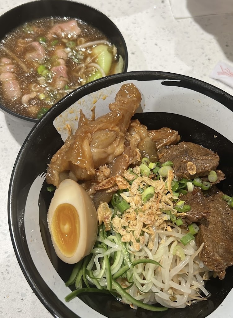 579 伍柒玖Taiwan Beef Noodle House