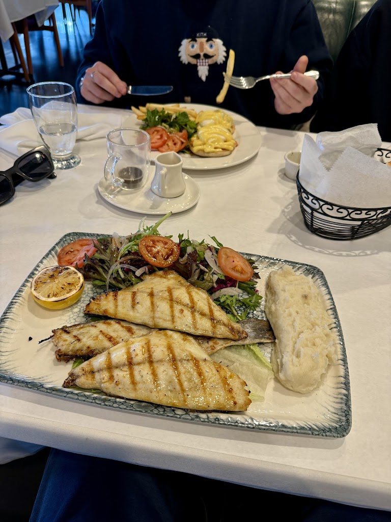 ACherry Restaurant