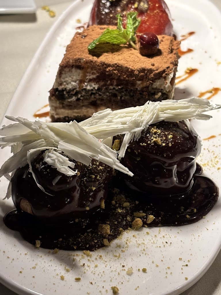 Ada's Restaurant & Bar