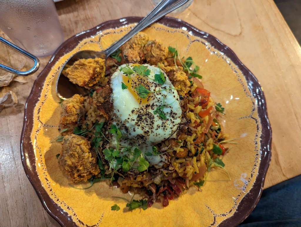 alaMar Dominican Kitchen