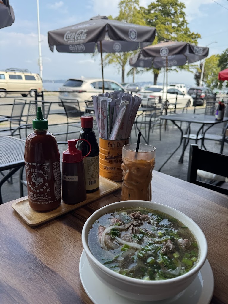 Alki Pho & Bar