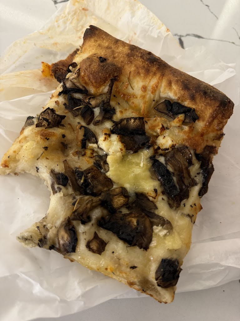 AMICO PIZZA