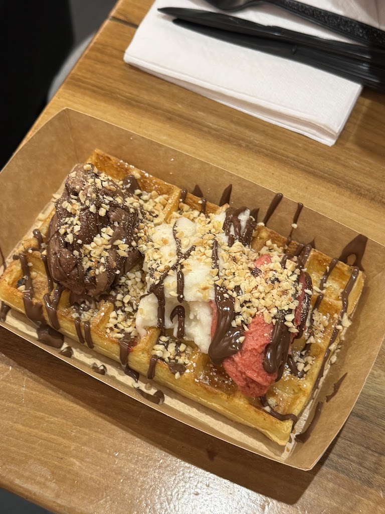 Amorino Gelato - Boston Newbury Street