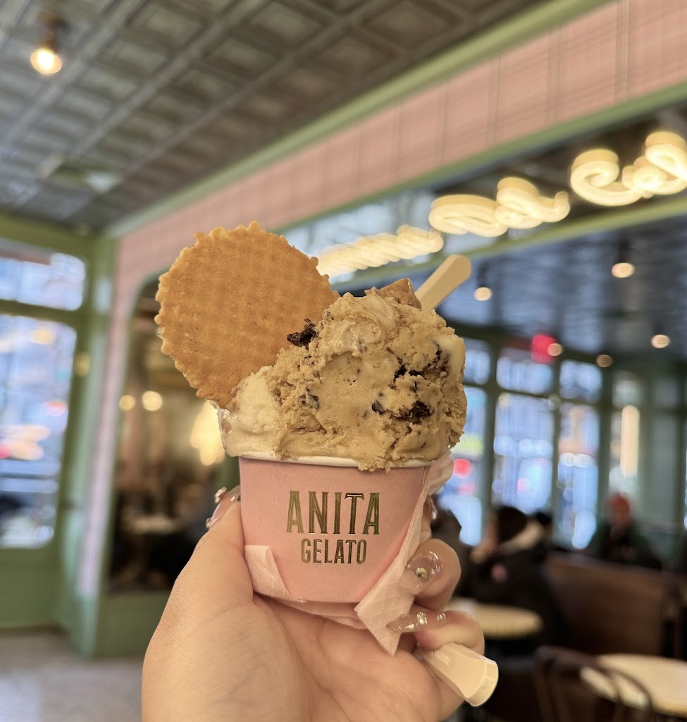 Anita La Mamma del Gelato