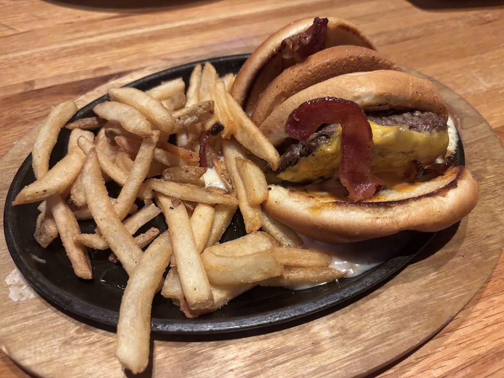 Applebee's Grill + Bar