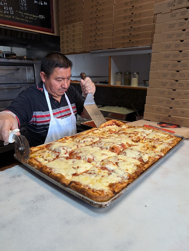Armando's Pizza