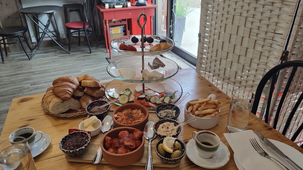 Asmin Cafe