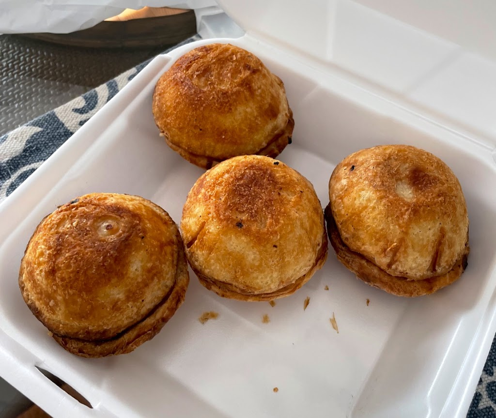 Azores Bakery