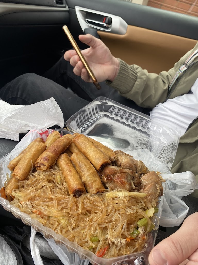 Baby's Eatery & Palabok