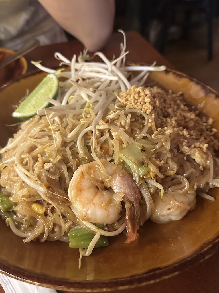 Bangkok Bento Thai Kitchen and Sushi bar