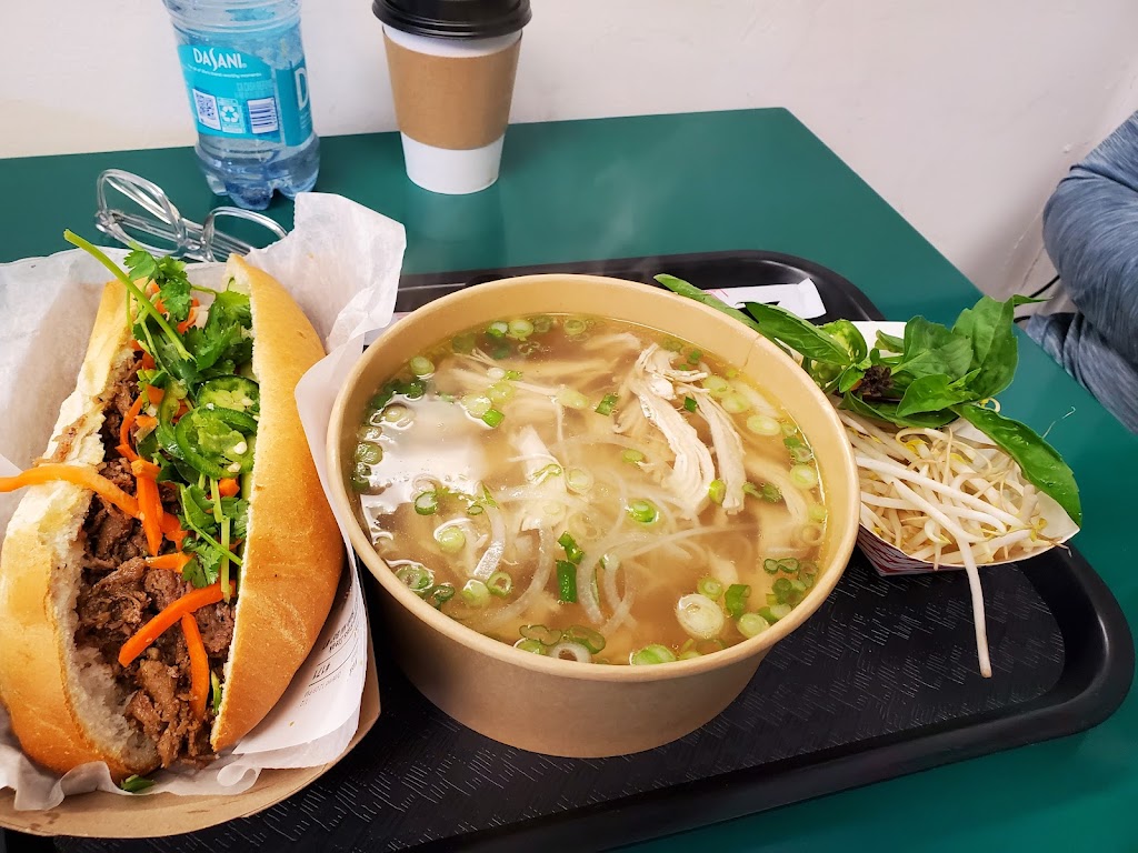 Banh Mi Huong Que