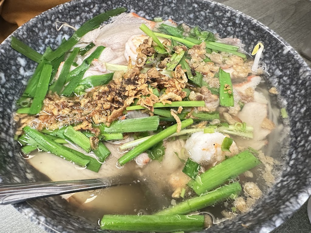 Bánh Mì Lê