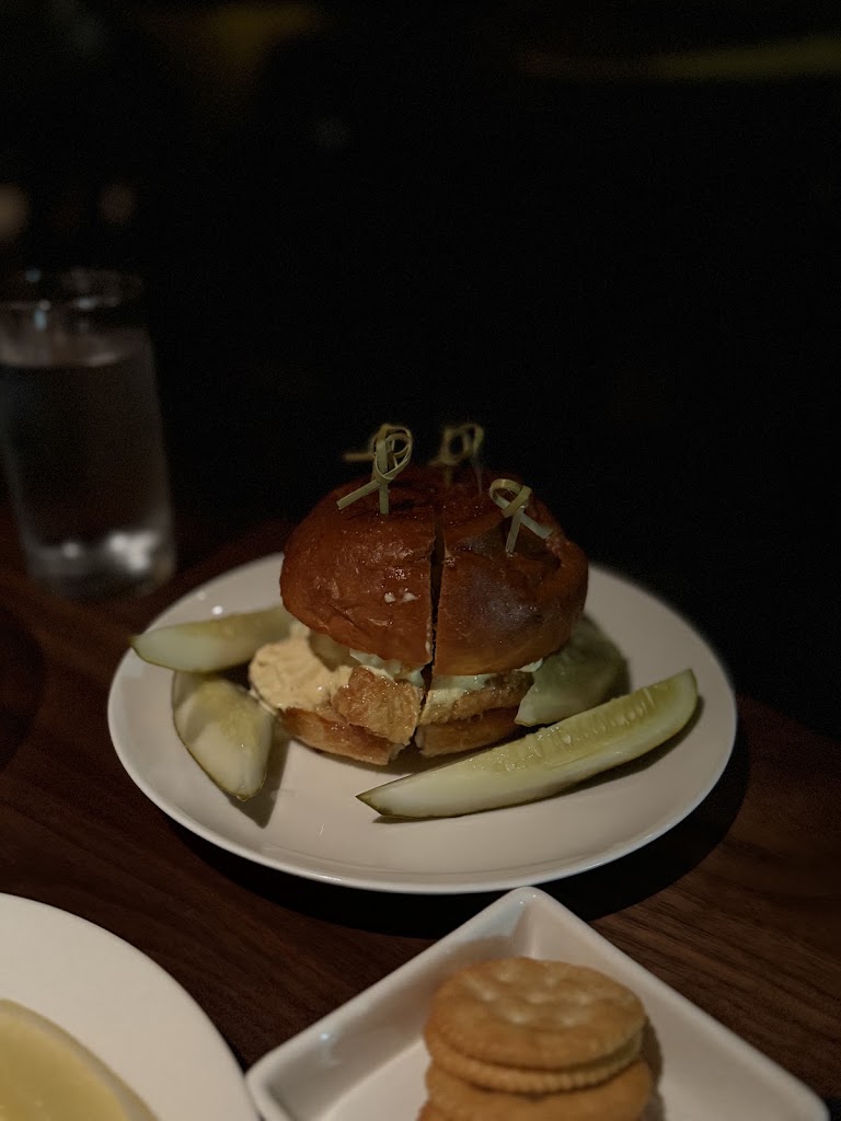 Bar 109