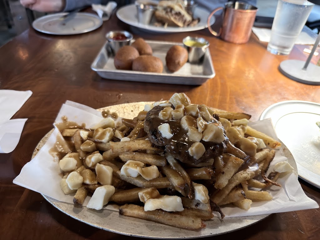 Beardslee Public House