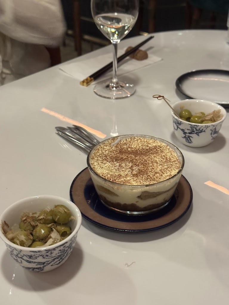 Bellis Café & Bar