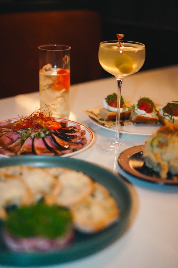 Bellis Café & Bar