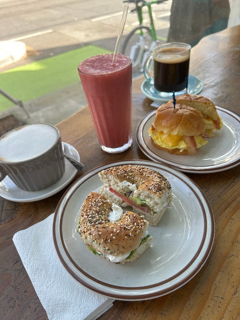 Beluna Cafe