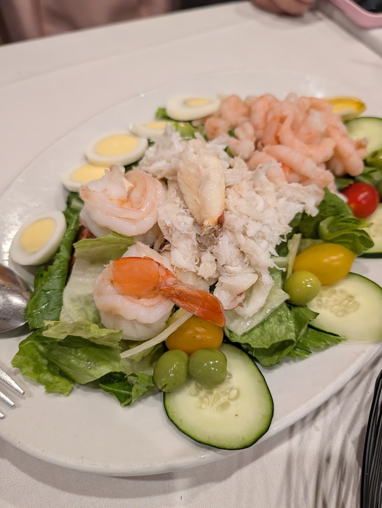 Betty Lou's Seafood & Grill