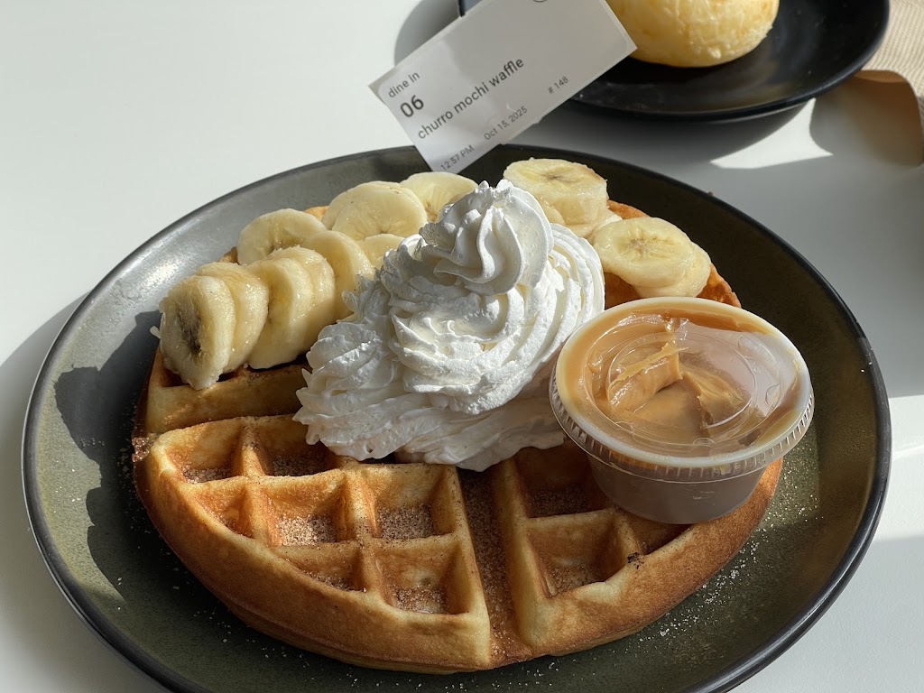 bōm dough cafe - inman square