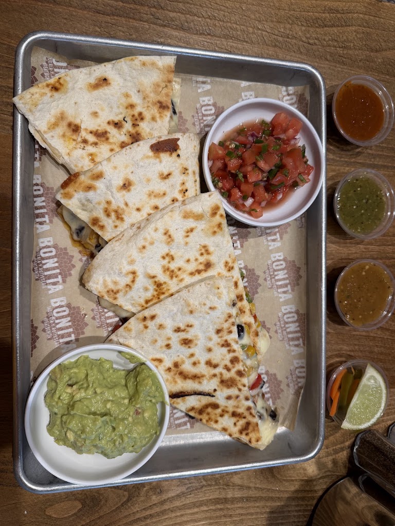 Bonita Taqueria y Rotisserie