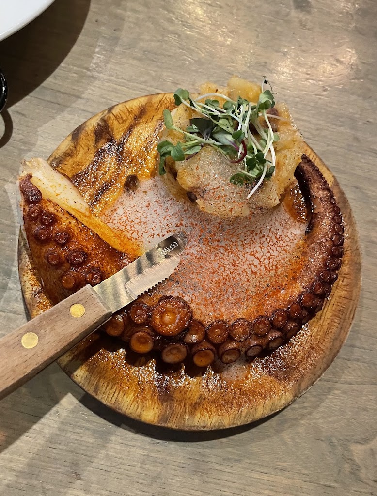 Bota Tapas & Paella Bar