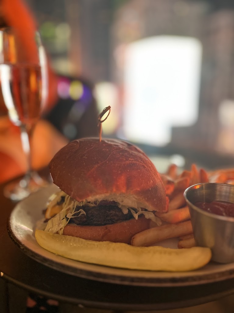 Broadway Lounge