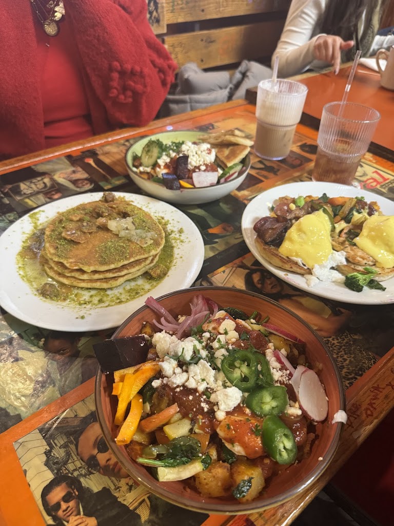Brookline Lunch