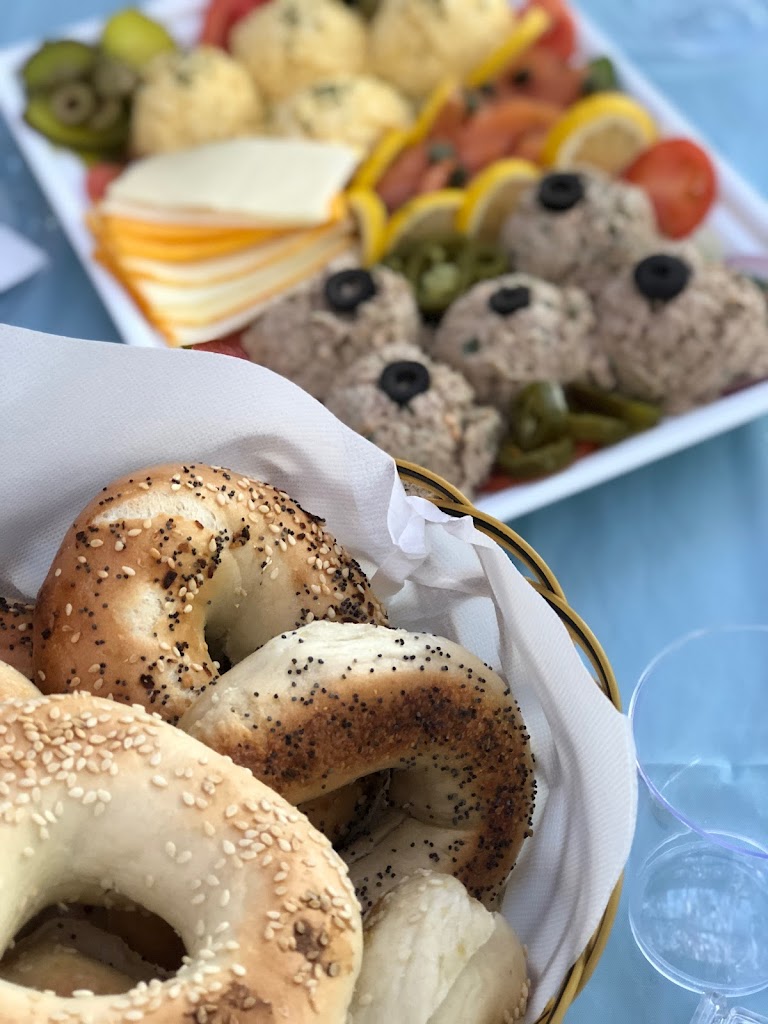 Bubby's New York Bagels & Soho Sushi