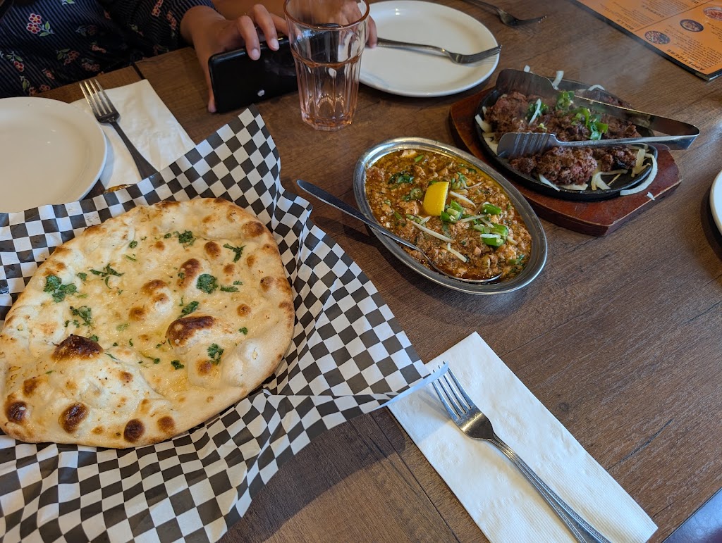 Cafe de Khan