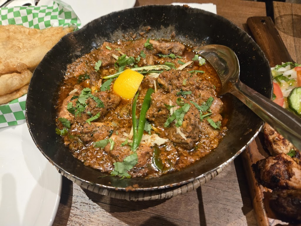 Cafe de Khan