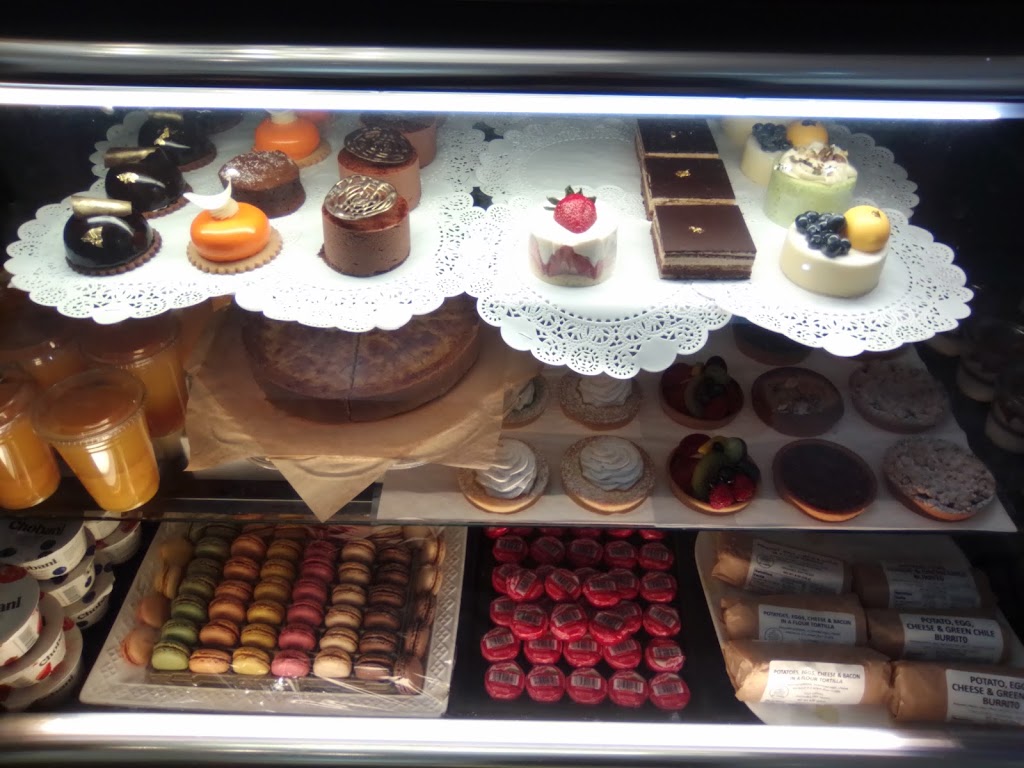 Cafe Encore: Coffee, Breakfast, and Lunch Delights