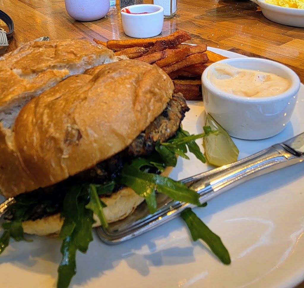 Cafe Flora