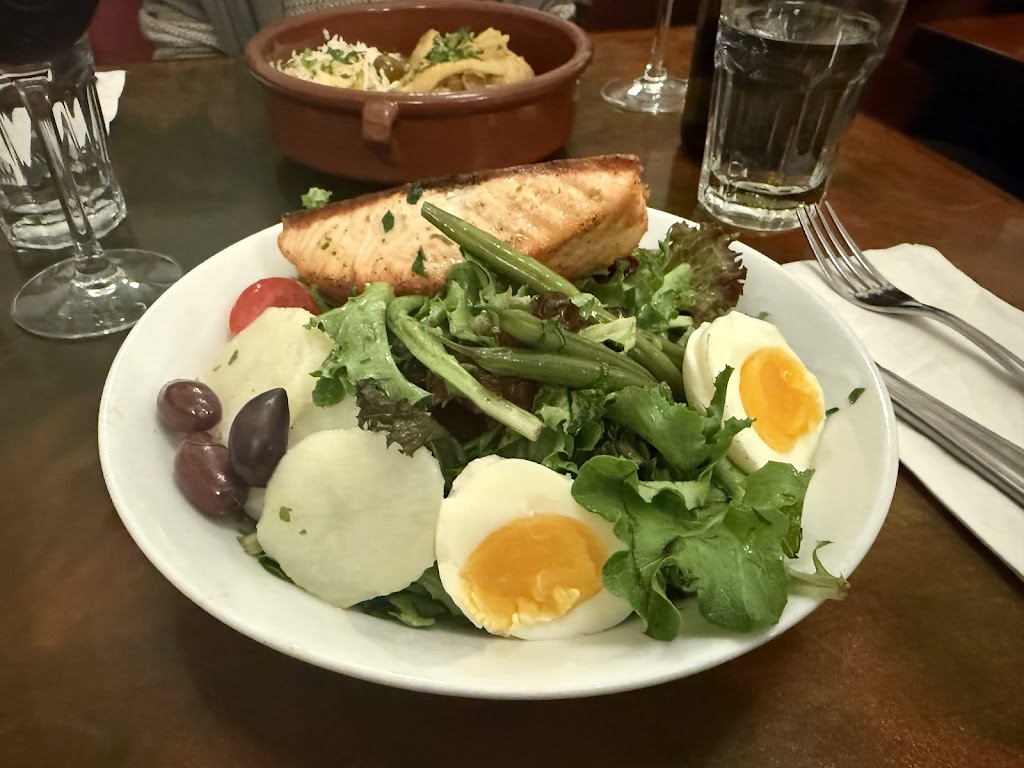 Cafe Mogador
