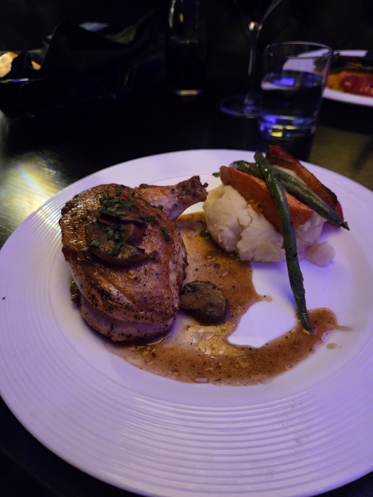 Cagney's Steakhouse & Winebar