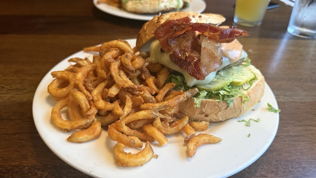 Cambridge Common Restaurant