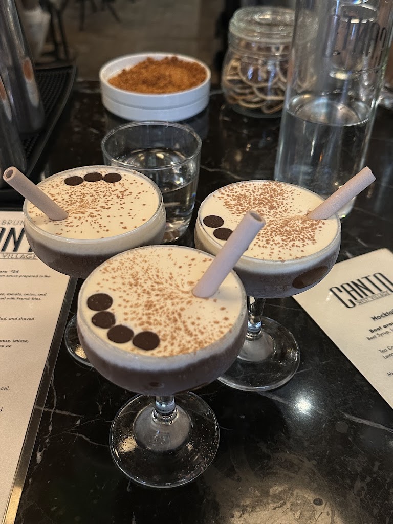 Canto West Village