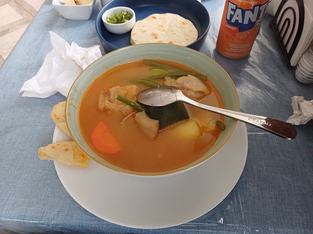 Casa de la Abuela, Salvadoran Restaurant