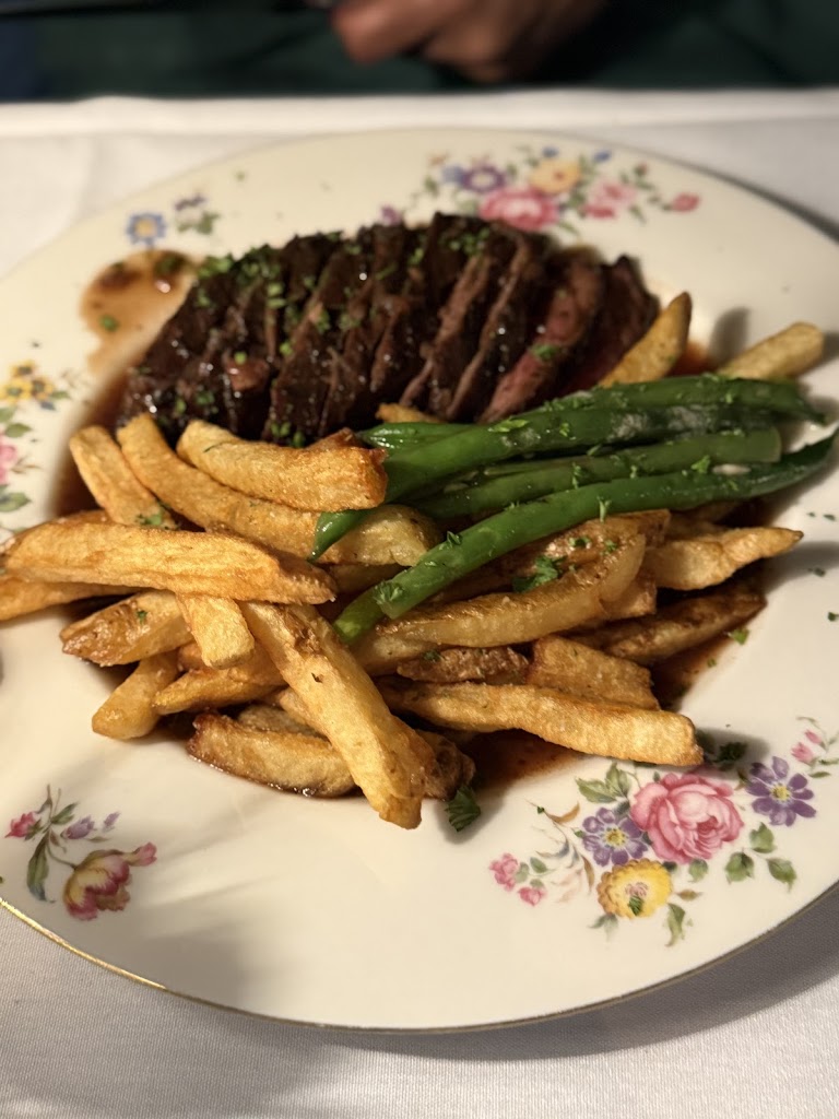 Chez Foushee Restaurant & Bar