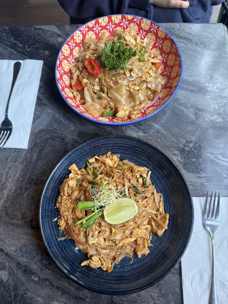 Chu Ros Thai NYC