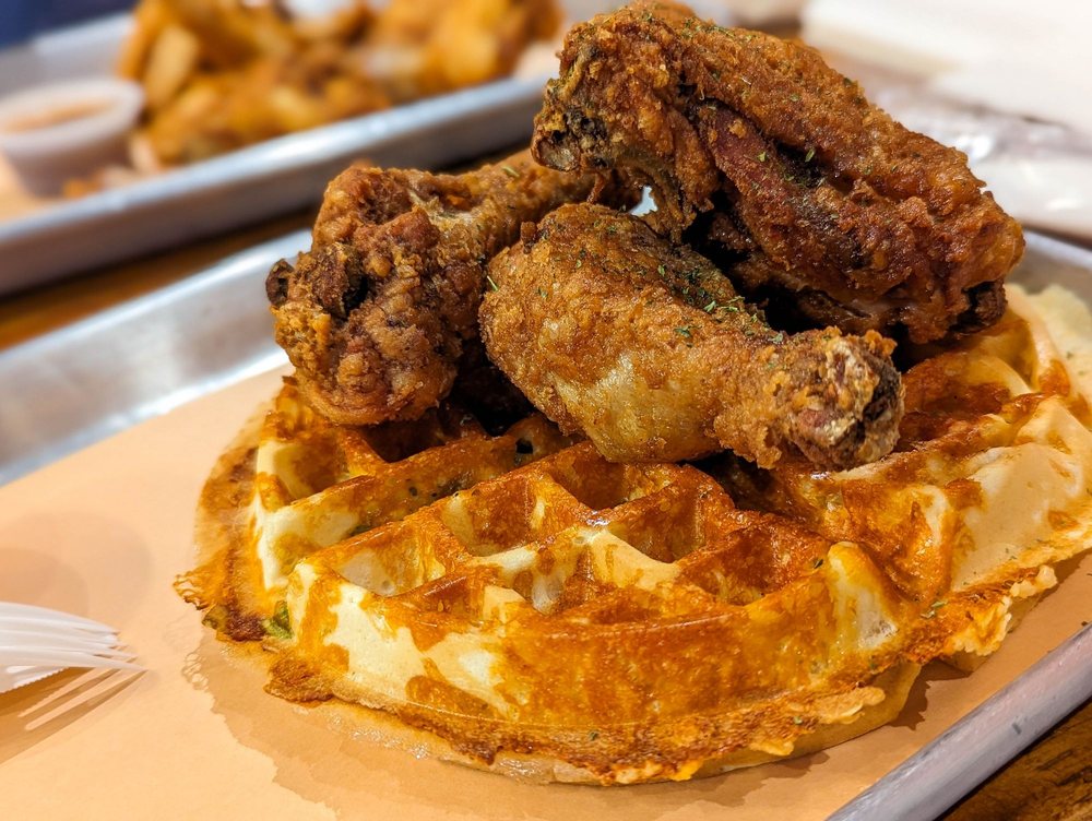 Cluck Clucks Chicken