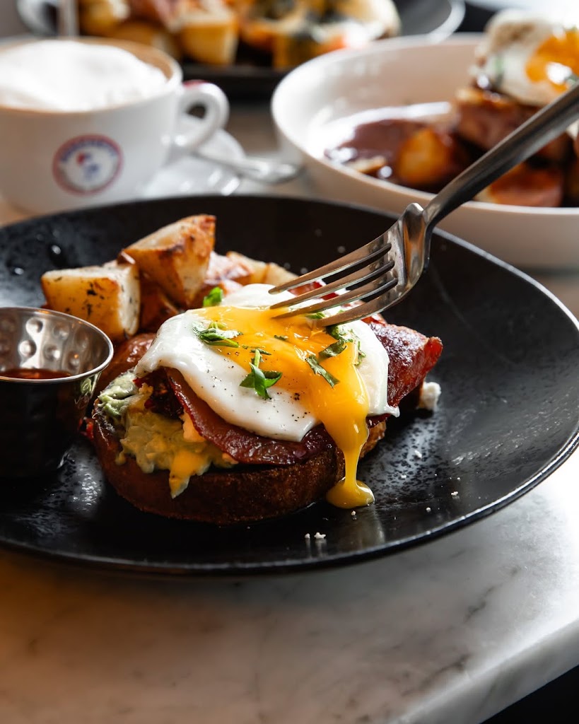 Côte Ouest Bistro