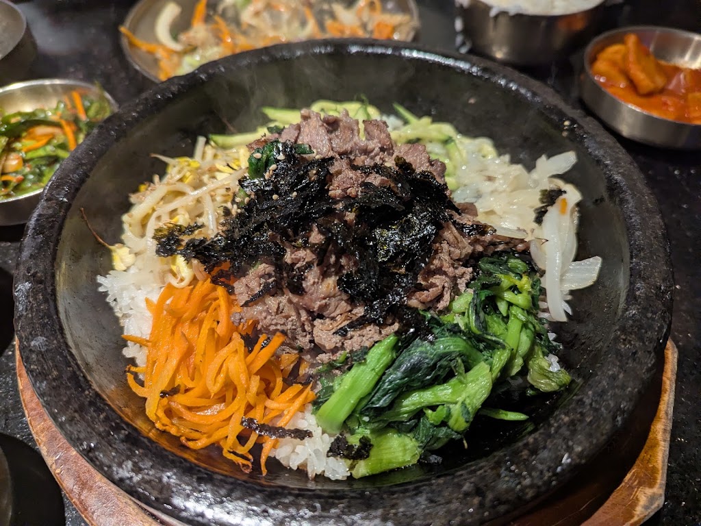 Daeho Kalbijim & Beef Soup