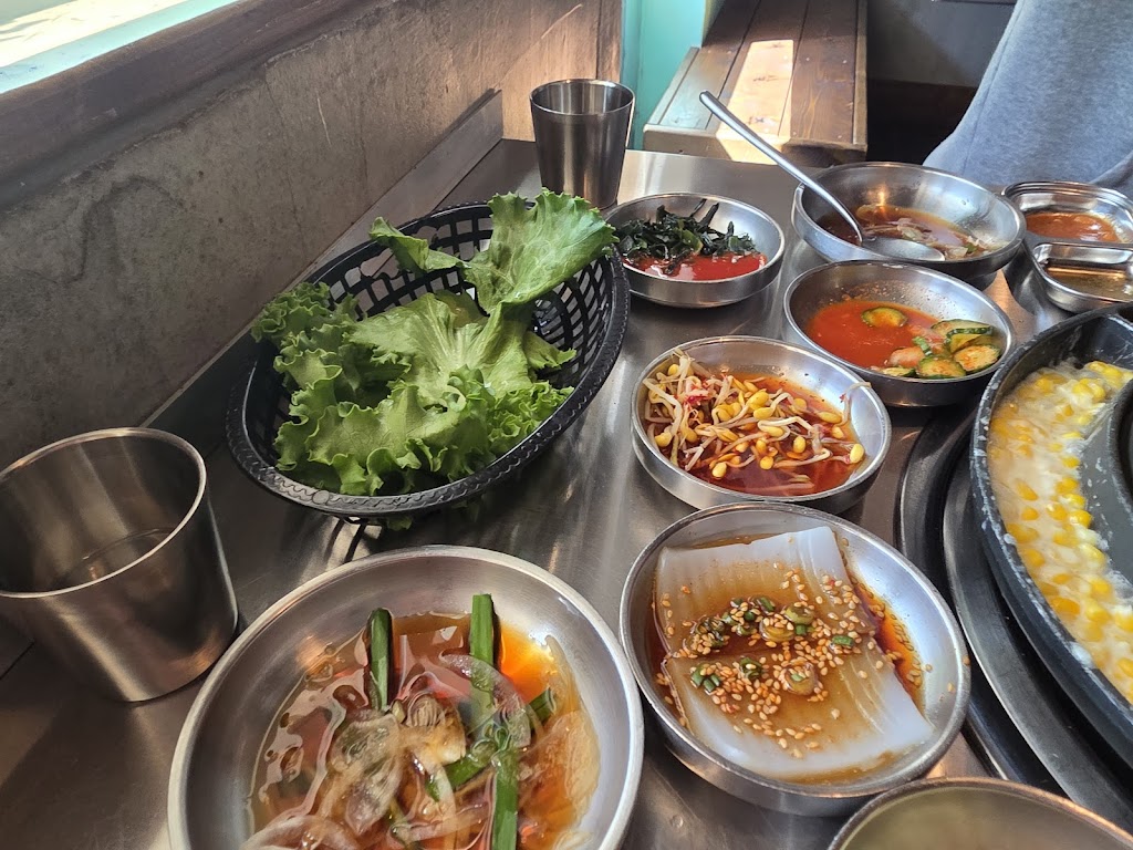 Daldongnae Korean BBQ - Elgin Mills