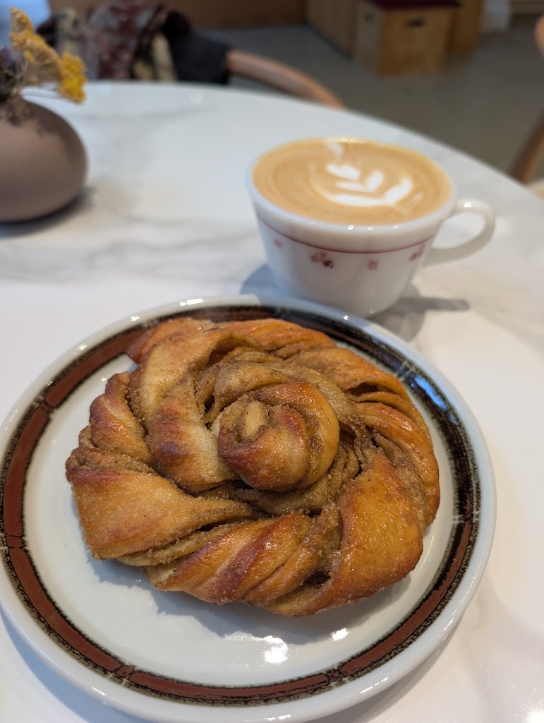 Day Made Kaffe Bar