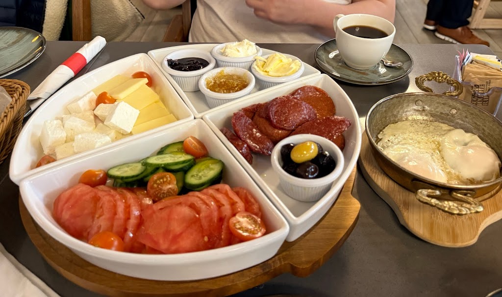 Degirmen Restaurant and Bakery