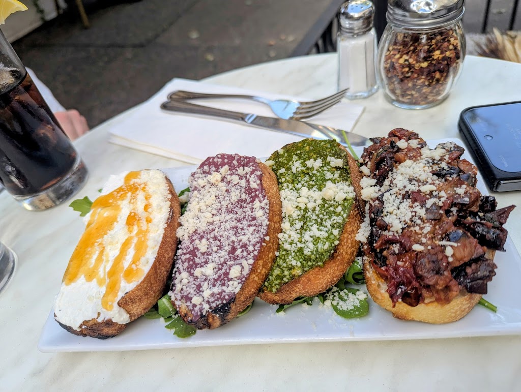 Dellarocco's Brick Oven Pizza