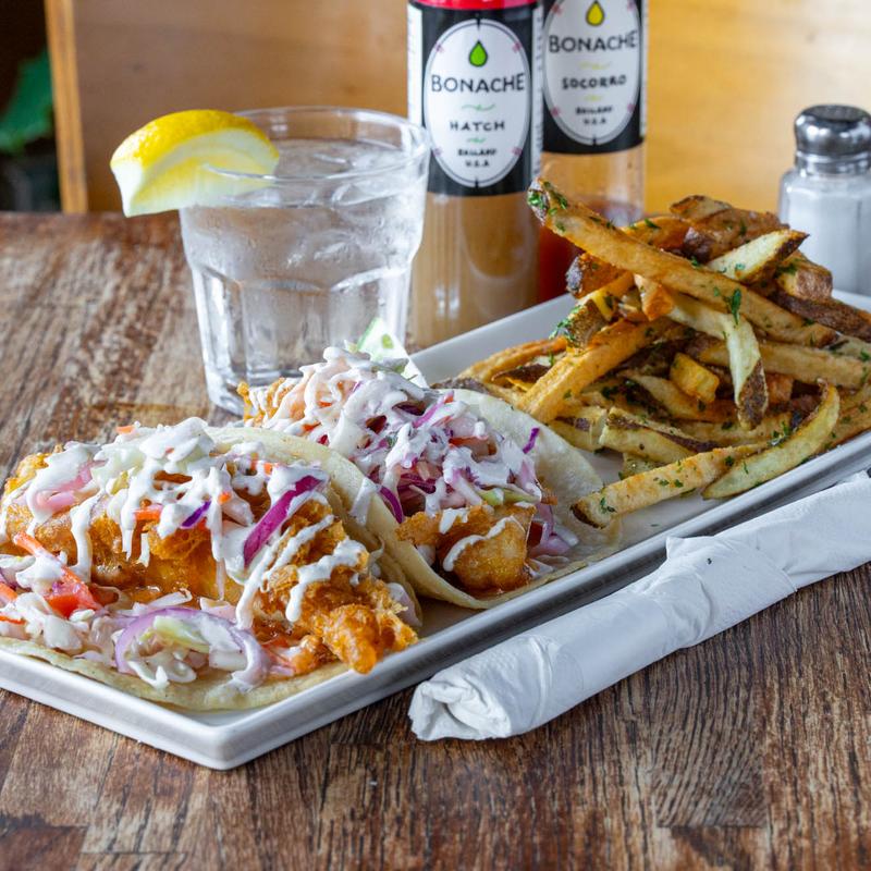 Deluxe Bar & Grill