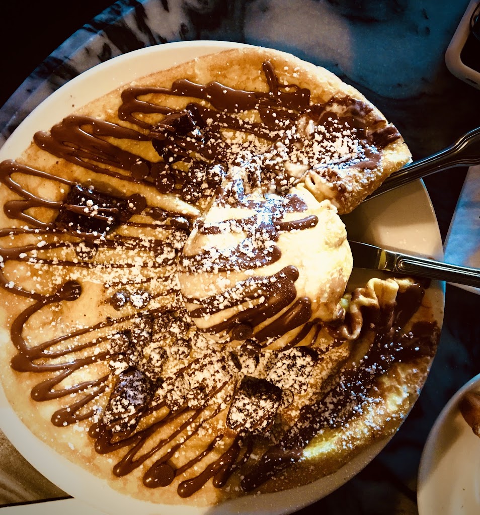 Demetres Desserts Kingsway